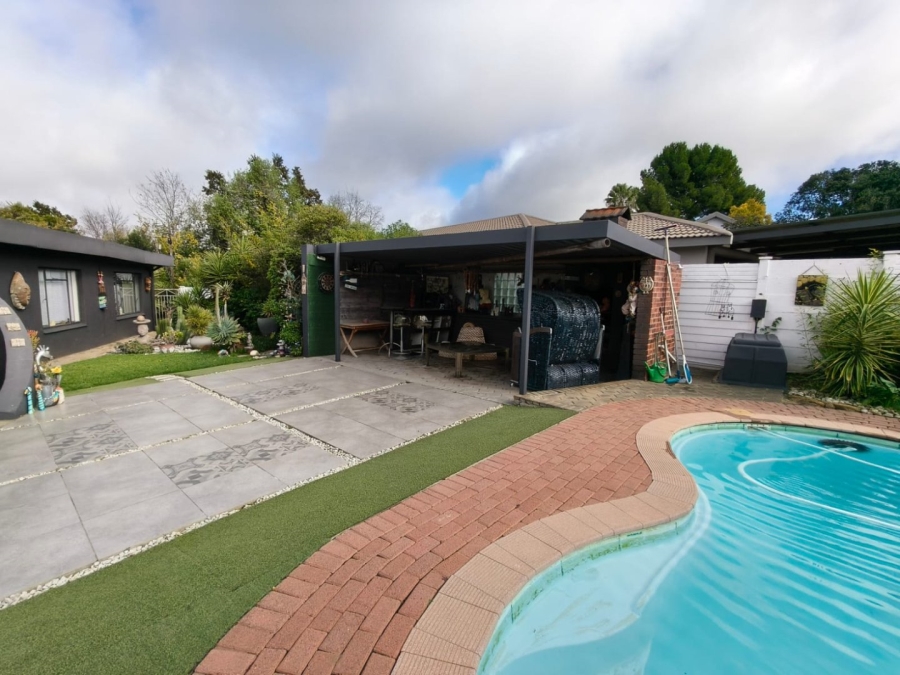 6 Bedroom Property for Sale in Dan Pienaar Free State